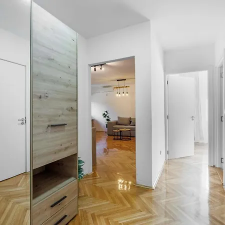 Sari Center Нови-Сад